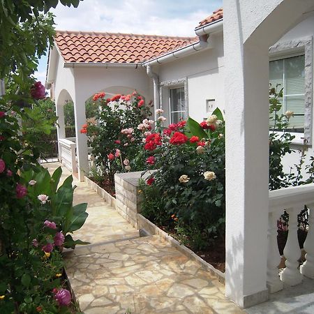 Apartments Marijeta Vir Kültér fotó