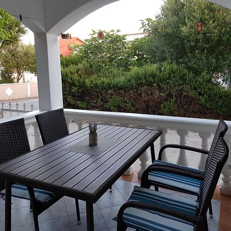 Apartments Marijeta Vir Kültér fotó