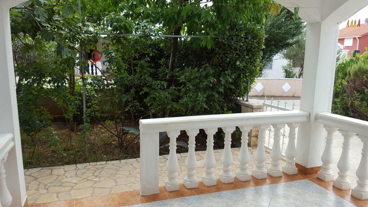 Apartments Marijeta Vir Kültér fotó