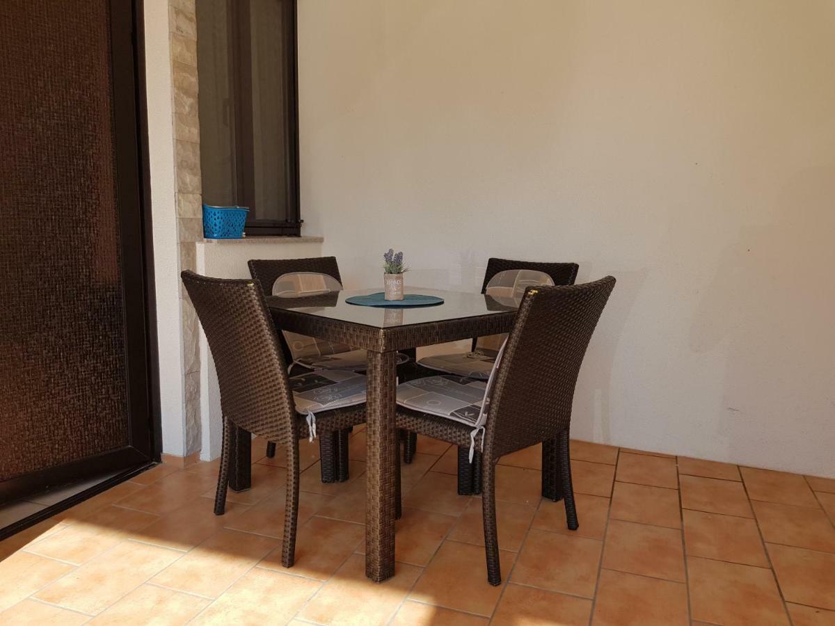 Apartments Marijeta Vir Kültér fotó