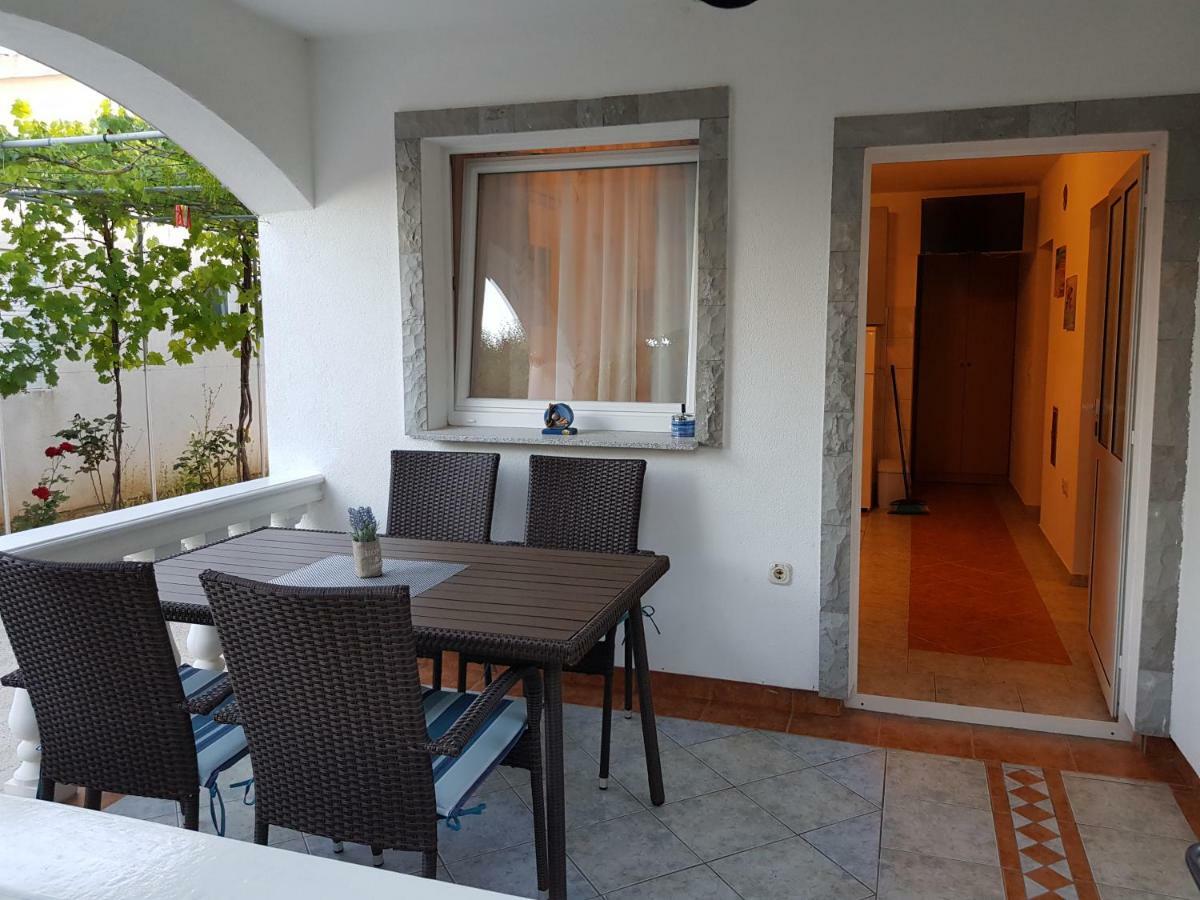 Apartments Marijeta Vir Kültér fotó