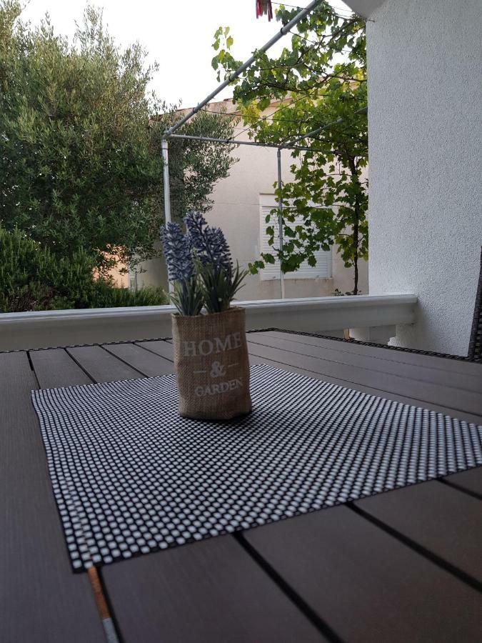 Apartments Marijeta Vir Kültér fotó